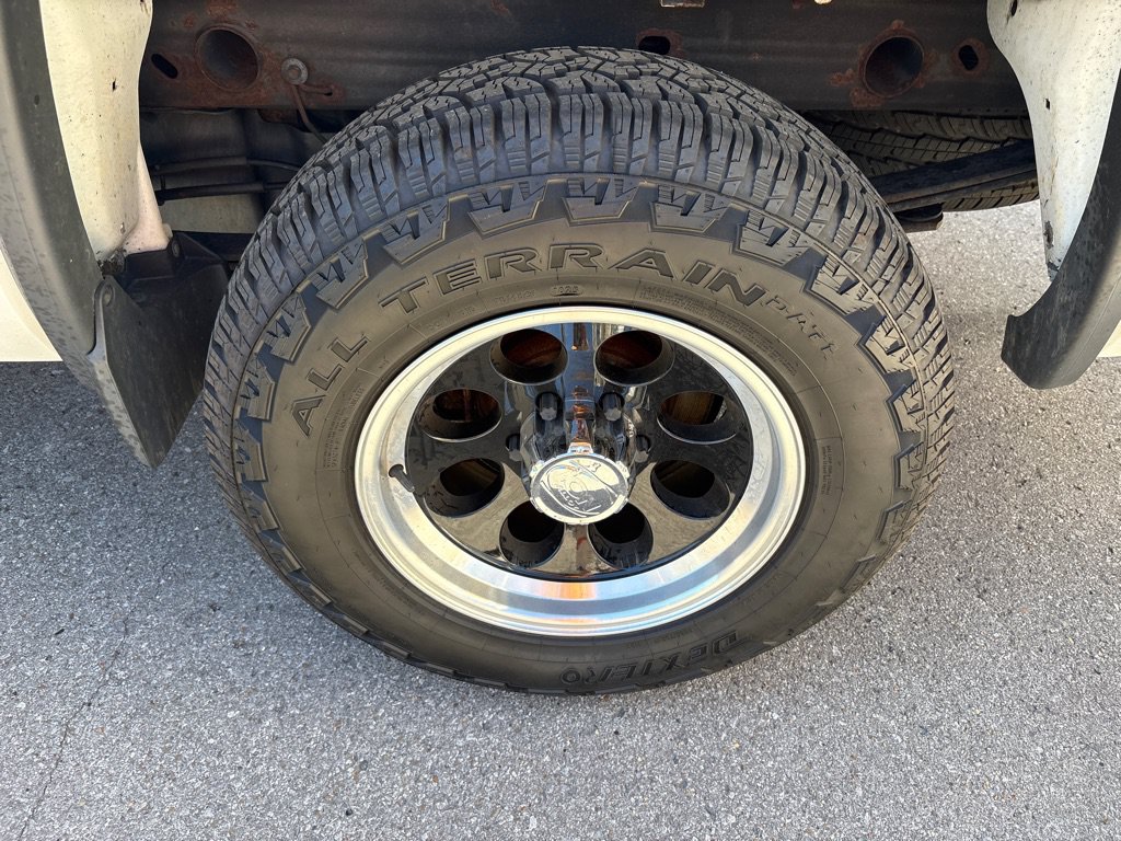 Used 2015 GMC Sierra 1500 2WD Regular Cab image 10