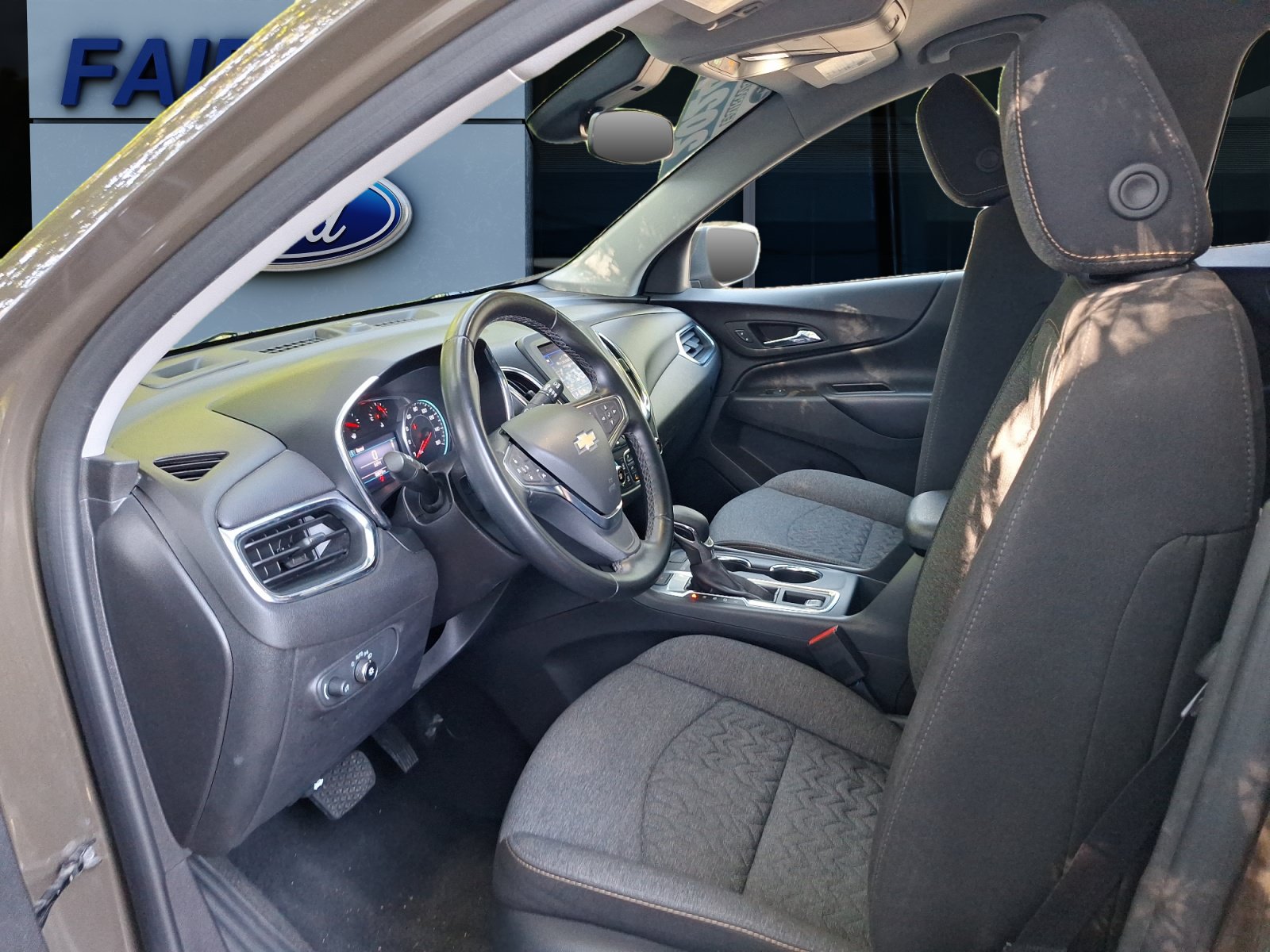 Used 2024 Chevrolet Equinox LT AWD/4WD image 11