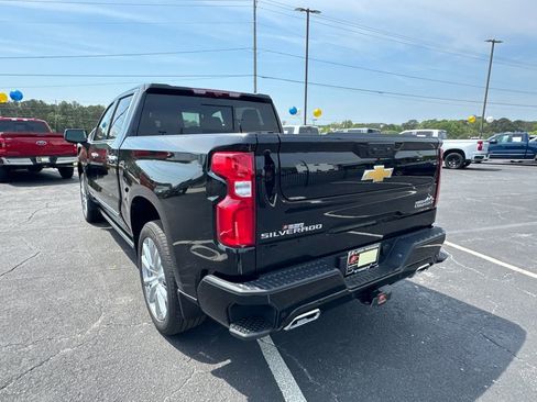 New 2026 Chevrolet Silverado 1500 High Country image 8