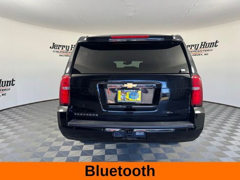 Used 2017 Chevrolet Suburban LT image 8