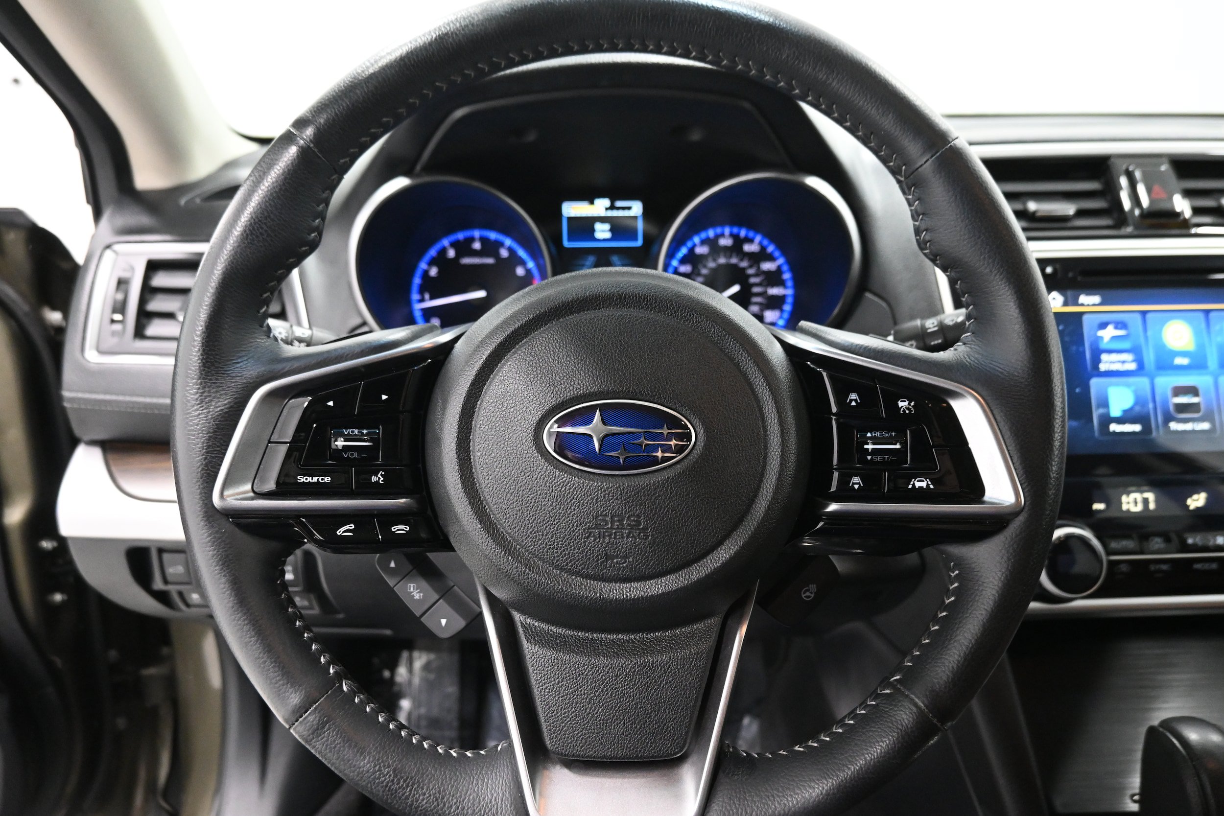Used 2019 Subaru Outback 3.6R Touring w/ Popular Package #3A AWD/4WD image 7