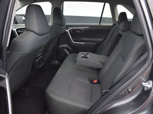 Used 2023 Toyota RAV4 LE FWD image 12