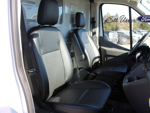 New 2025 Ford Transit 250 148 Medium Roof image 8