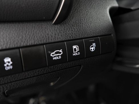 Used 2024 Toyota Camry SE FWD image 17