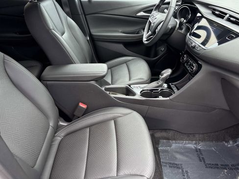Used 2023 Buick Encore GX Essence w/ Experience Buick Package image 33