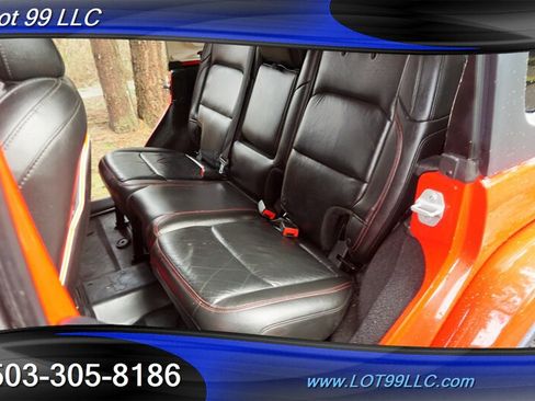 Used 2018 Jeep Wrangler Unlimited Rubicon AWD/4WD image 29
