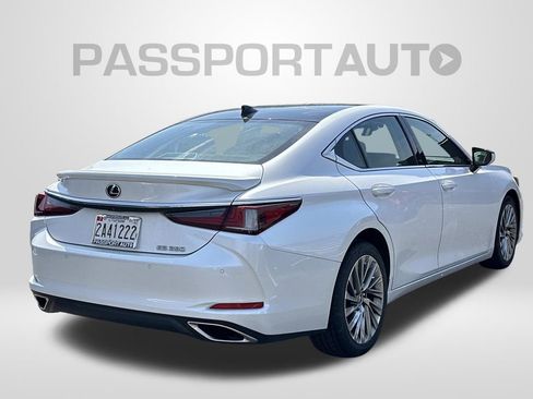 Used 2022 Lexus ES 350 Ultra Luxury w/ Accessory Package 2 FWD image 5