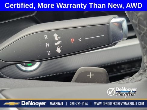 Used 2026 Chevrolet Equinox LT AWD/4WD image 18