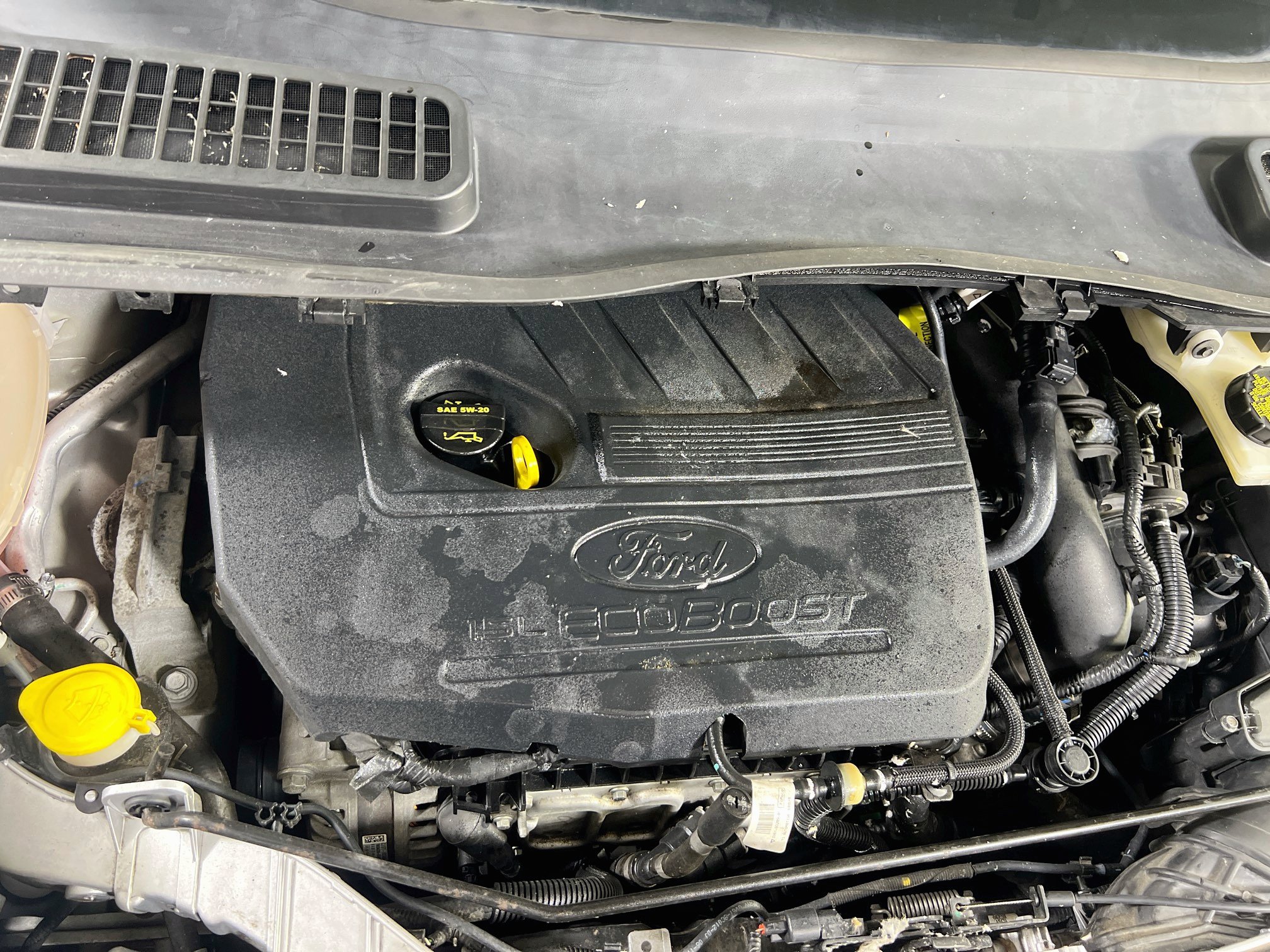 Used 2017 Ford Escape Titanium FWD image 29