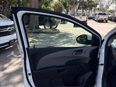 Used 2016 Chevrolet Sonic LTZ image 21