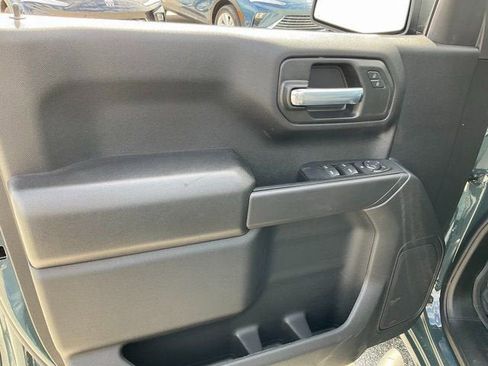 New 2026 Chevrolet Silverado 1500 Custom Trail Boss w/ Turbomax Blackout Package AWD/4WD image 4