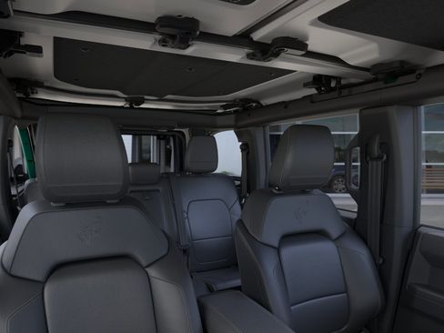 New 2025 Ford Bronco Badlands AWD/4WD image 12