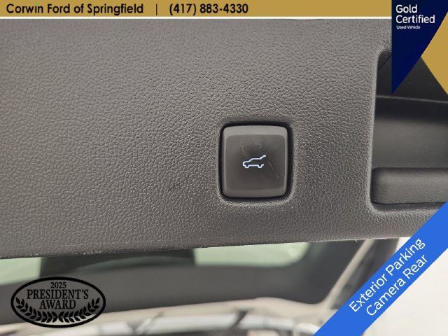 Certified 2022 Ford Escape SEL w/ SEL Stealth AWD Package image 18