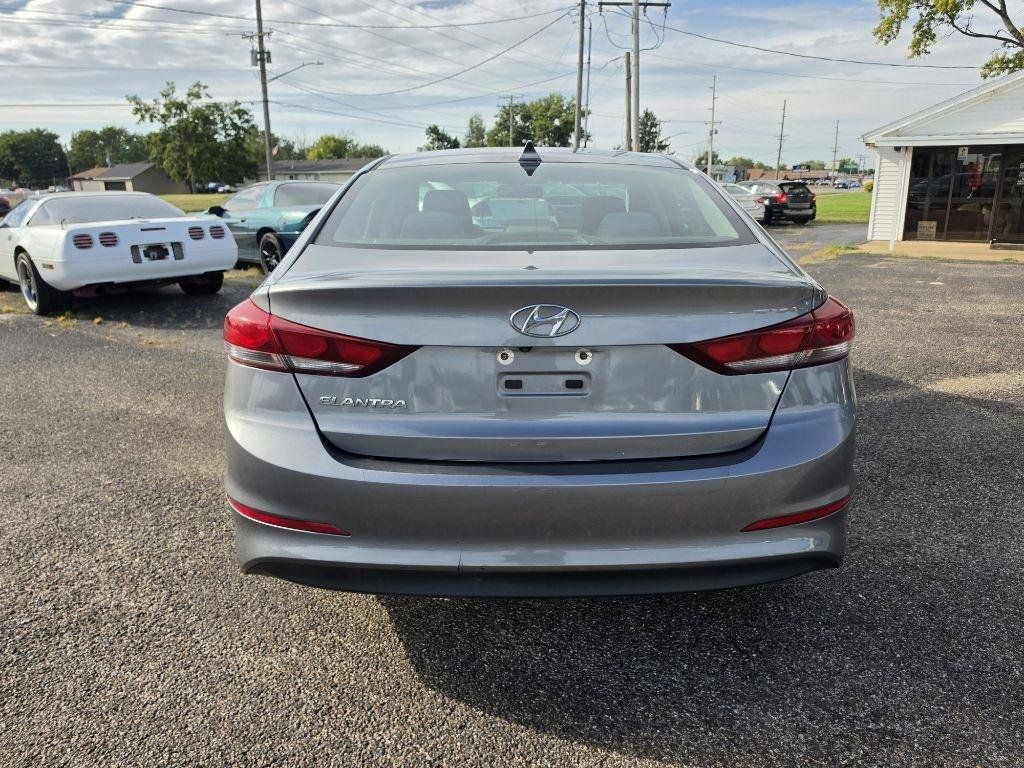 Used 2018 Hyundai Elantra SEL w/ Winter Weather Package FWD image 6