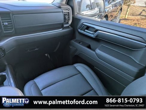 Used 2023 GMC Sierra 1500 SLT image 17