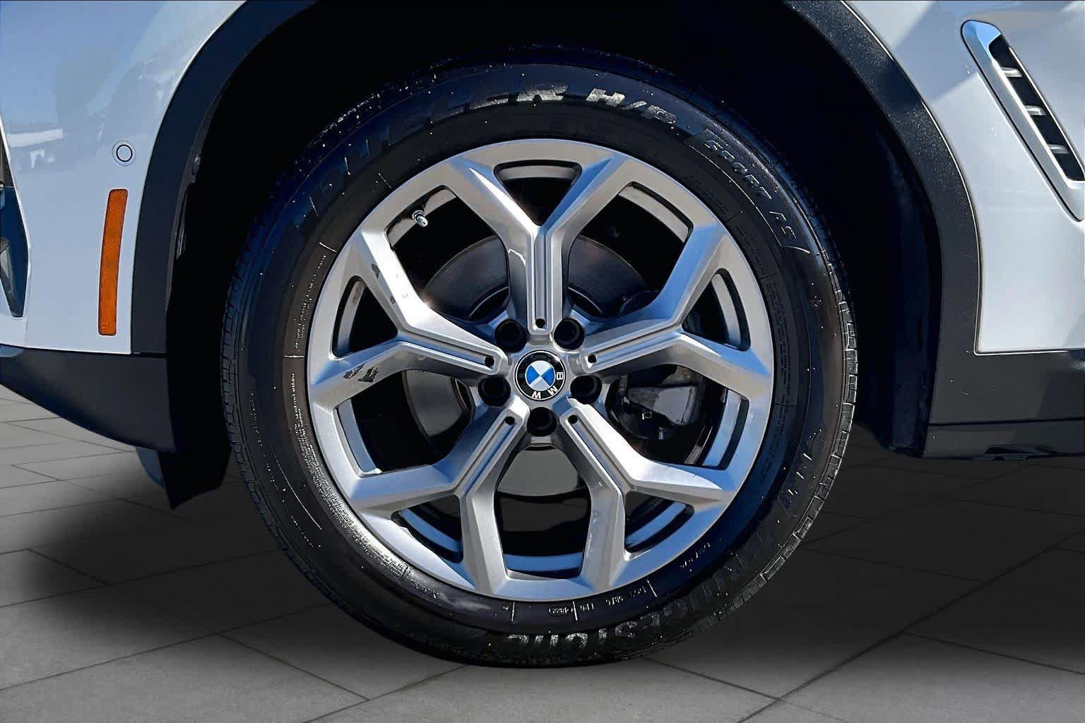 Used 2024 BMW X3 xDrive30i w/ Premium Package AWD/4WD image 10