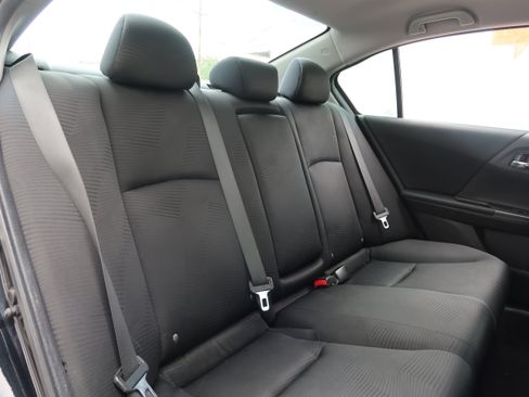 Used 2014 Honda Accord LX image 31