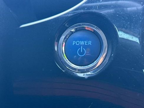 Used 2016 Toyota Prius Three FWD image 25