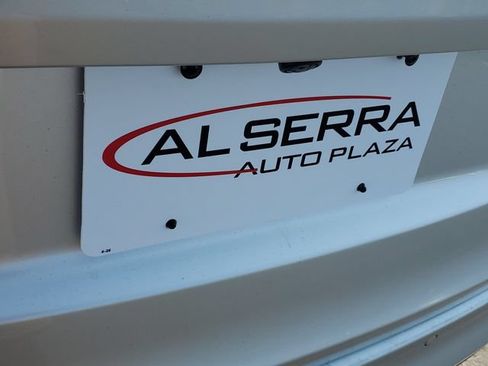 Used 2019 Ford Fusion SE FWD image 6