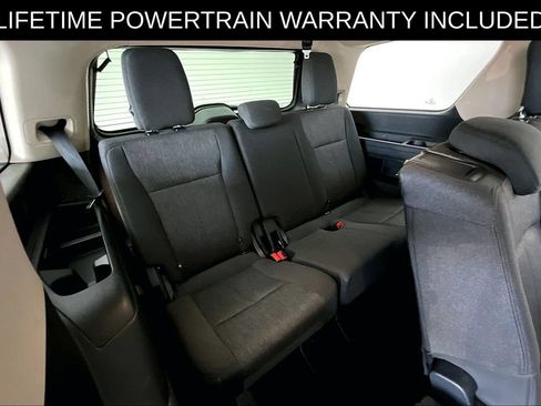 Used 2024 Ford Expedition XLT AWD/4WD image 36