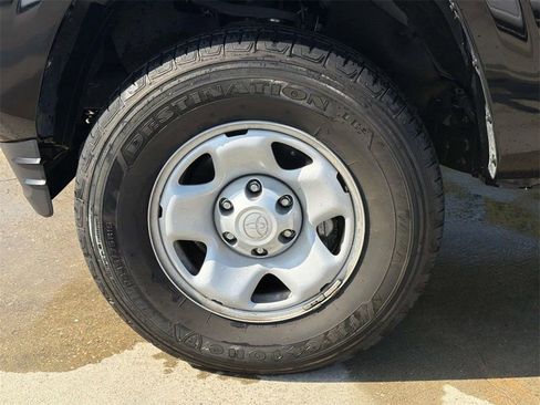 Used 2023 Toyota Tacoma SR5 image 6