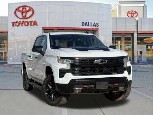 Used 2023 Chevrolet Silverado 1500 LT Trail Boss w/ Protection Package AWD/4WD image 1