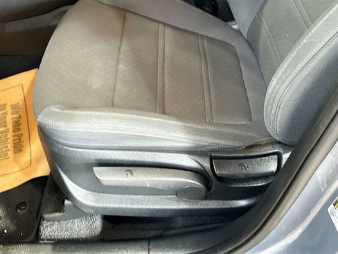 Used 2020 Kia Sorento LX image 19