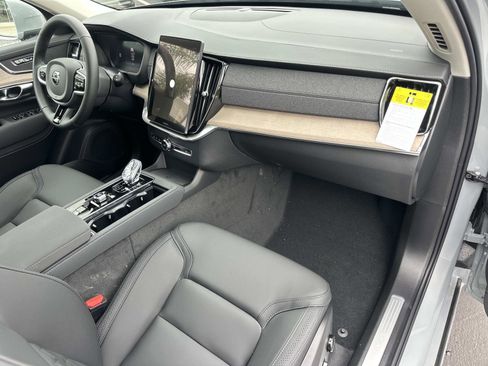 New 2026 Volvo XC90 B6 Plus image 22