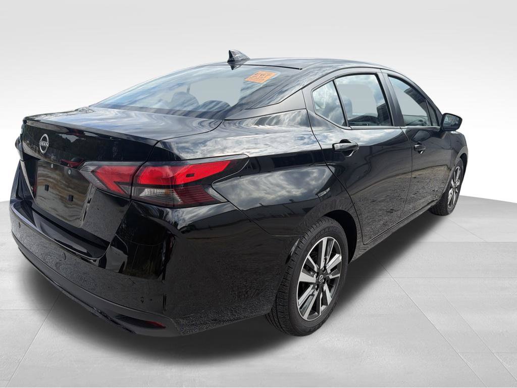 Used 2025 Nissan Versa SV FWD image 14