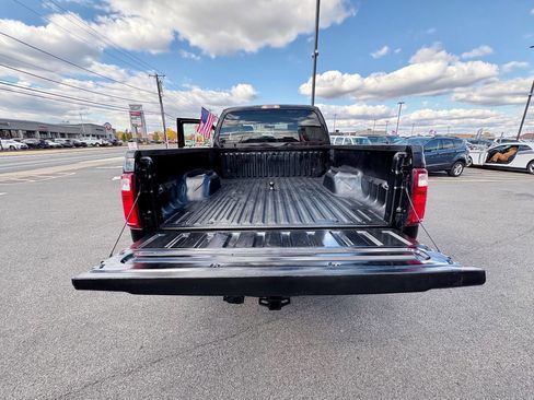 Used 2014 Ford F250 XLT w/ Snow Plow Prep Package image 23