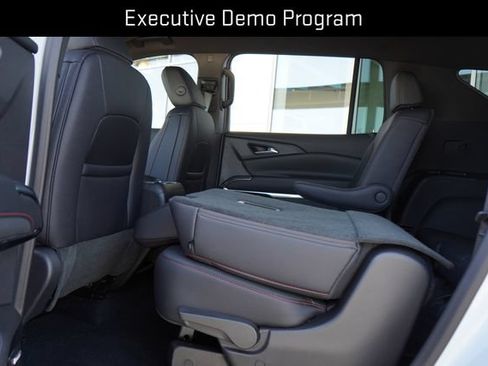 Used 2026 Chevrolet Traverse Z71 w/ Enhanced Driving Package AWD/4WD image 23