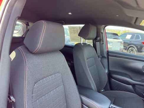 Certified 2025 Honda HR-V Sport image 28