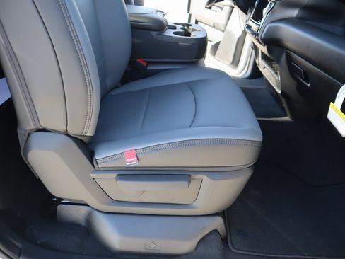 New 2026 RAM 2500 Tradesman image 12