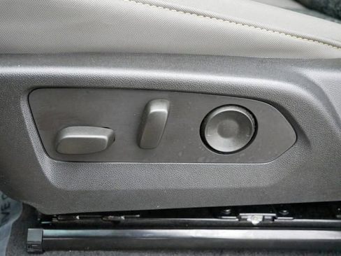 Used 2024 Chevrolet Colorado ZR2 w/ Technology Package image 17