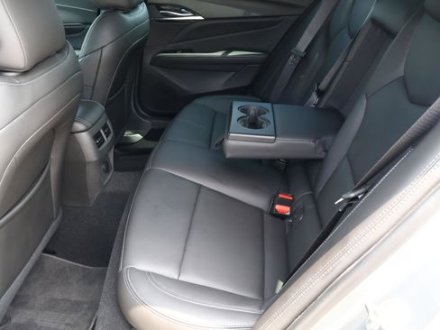 Used 2025 Cadillac CT4 Luxury RWD image 24