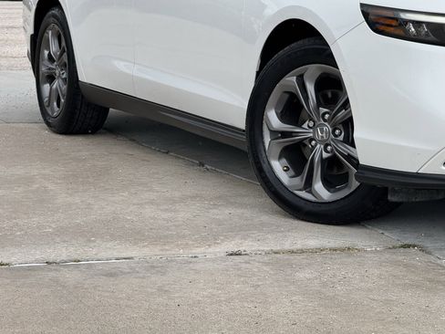Used 2024 Honda Accord EX image 12