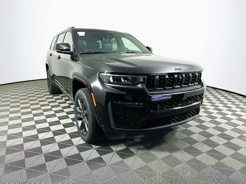 New 2026 Jeep Grand Cherokee L Limited AWD/4WD image 2