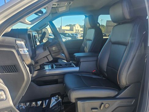 New 2026 Ford F250 Lariat w/ Black Appearance Package image 6