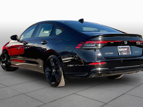 Used 2025 Honda Accord Sport image 12