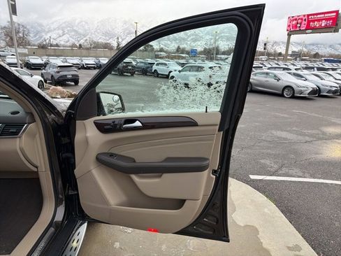 Used 2014 Mercedes-Benz ML 350 4MATIC image 32