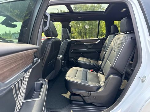 Used 2026 GMC Acadia Denali w/ Super Cruise Package AWD/4WD image 25