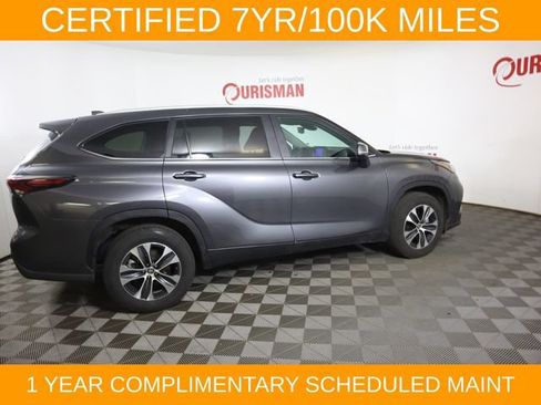 Used 2024 Toyota Highlander XLE FWD image 20