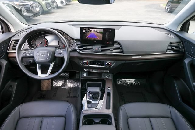 Certified 2023 Audi Q5 2.0T Premium w/ Convenience Package AWD/4WD image 6