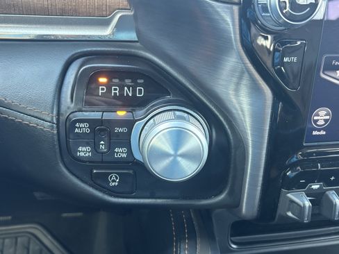 Used 2020 RAM 1500 Limited AWD/4WD image 17