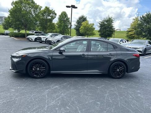 Used 2025 Toyota Camry SE w/ Multimedia Upgrade Package FWD image 7