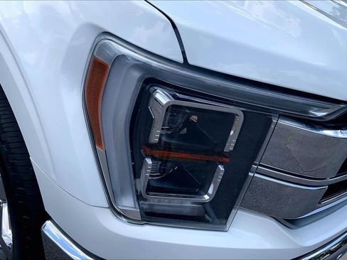Used 2022 Ford F150 Lariat w/ Equipment Group 502A High AWD/4WD image 27