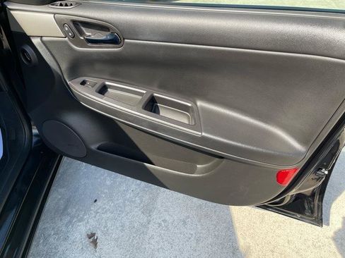 Used 2008 Chevrolet Impala SS w/ Convenience Package image 45