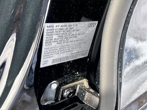 New 2026 Audi SQ8 Prestige image 13