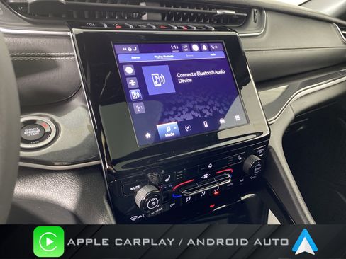 Used 2023 Jeep Grand Cherokee Altitude image 4