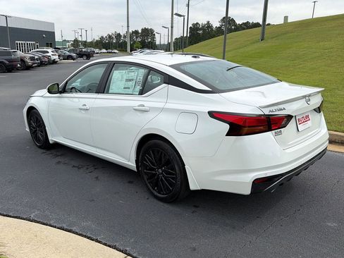 New 2026 Nissan Altima 2.5 SV w/ SV Special Edition Package FWD image 4